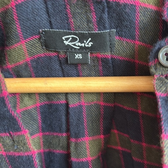 Rails Andie Plaid Navy Olive Fuschia Top Size XS - Picture 6 of 6